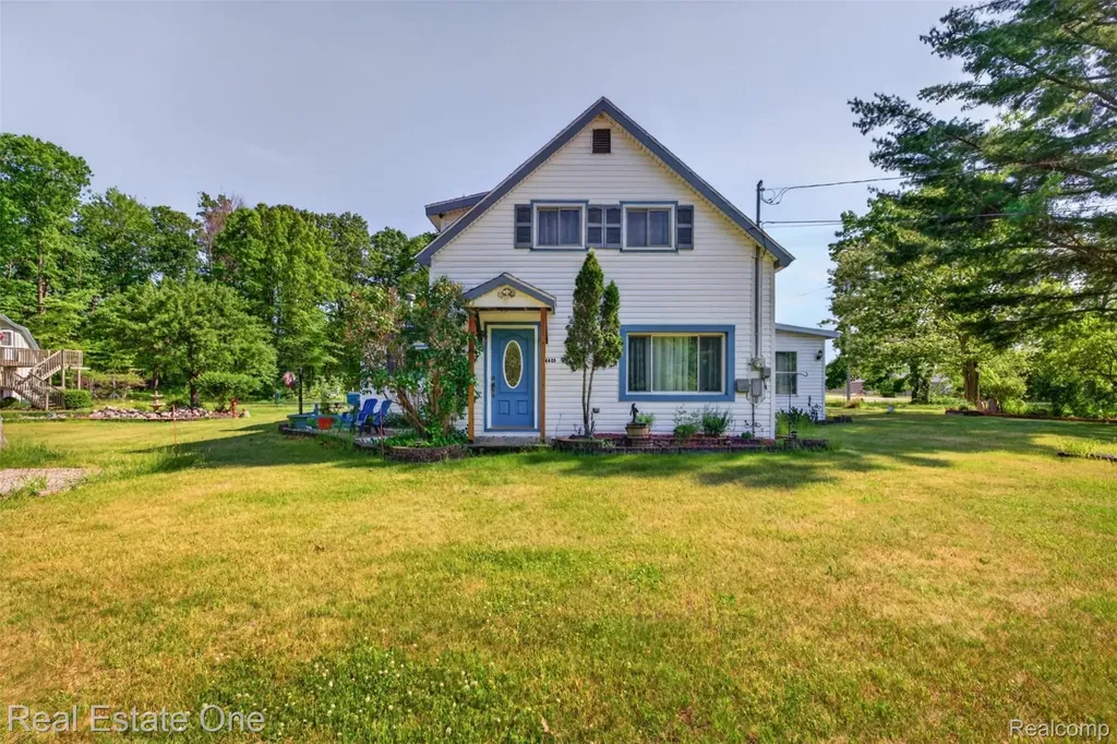 4489 W School Road W Markey Township MI 48653