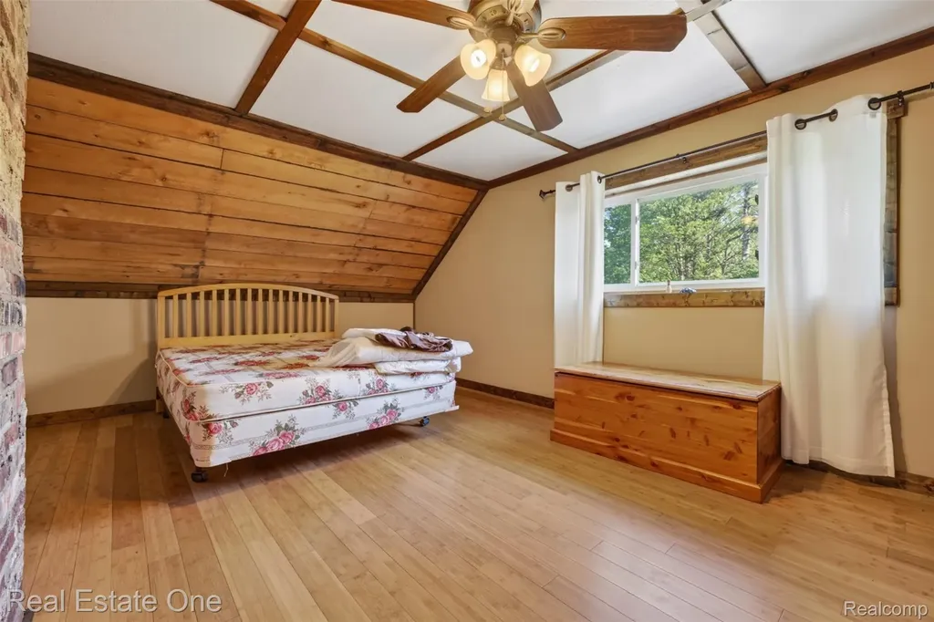 4489 W School Road W Markey Township MI 48653