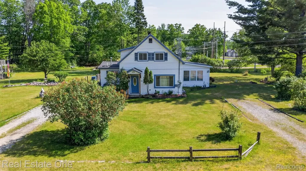 4489 W School Road W Markey Township MI 48653