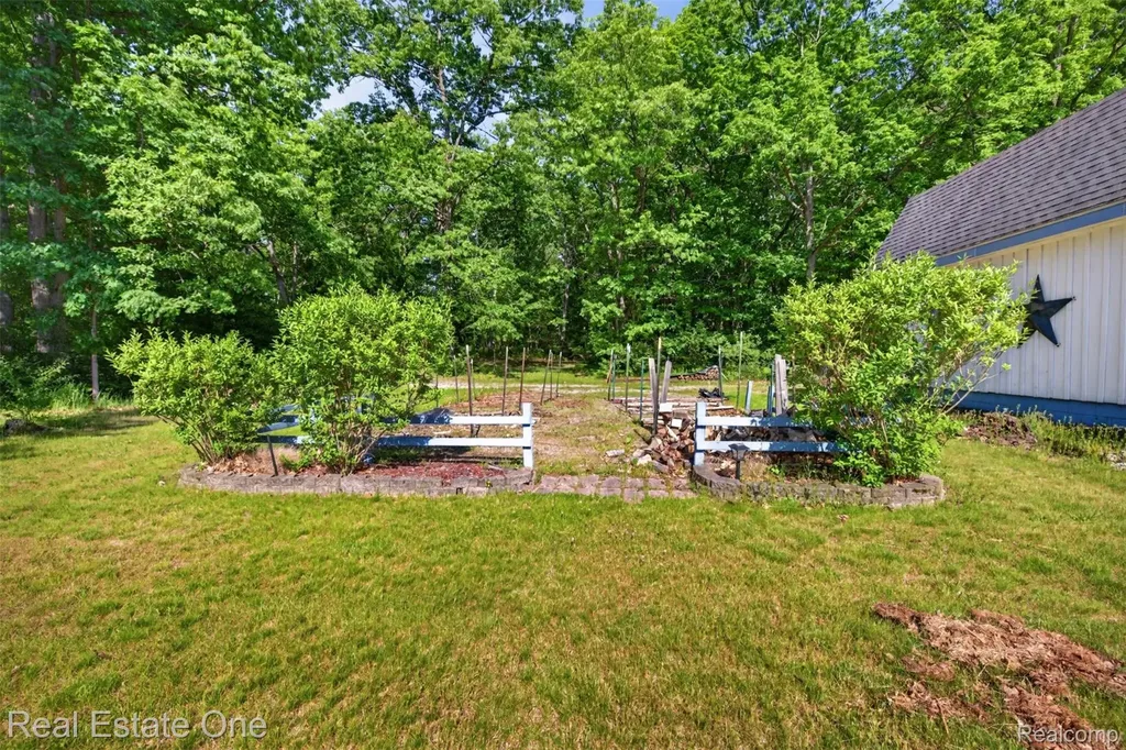 4489 W School Road W Markey Township MI 48653