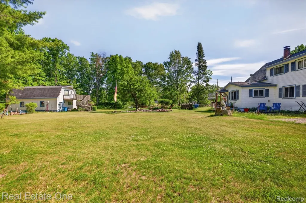 4489 W School Road W Markey Township MI 48653