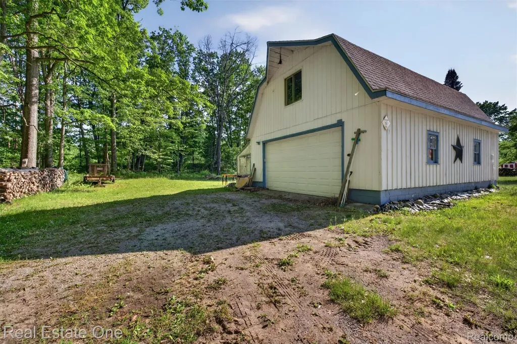 4489 W School Road W Markey Township MI 48653