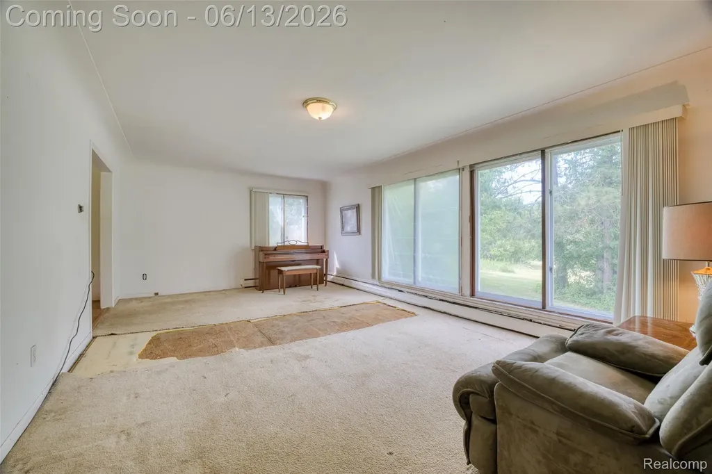 3020 Glengary Road Commerce Charter Township MI 48382