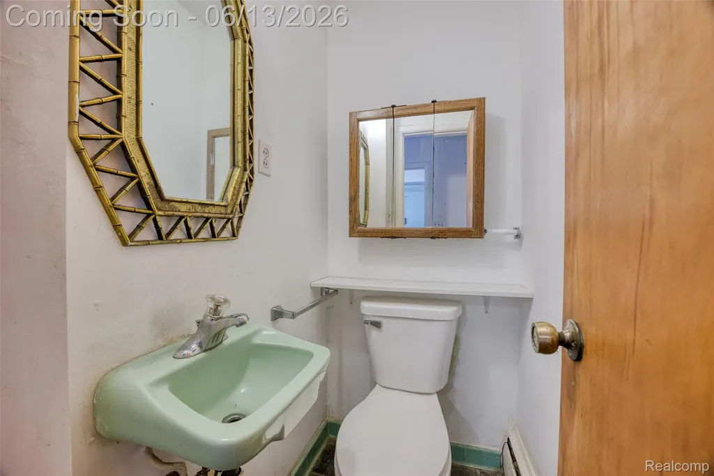 3020 Glengary Road Commerce Charter Township MI 48382