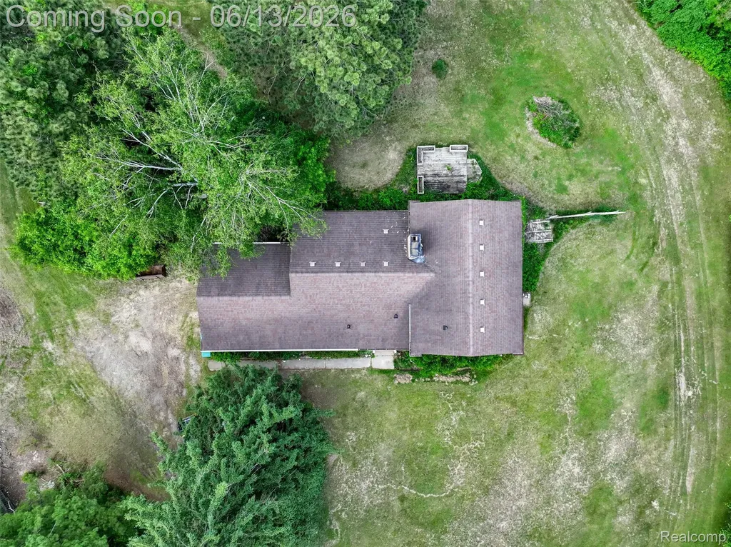 3020 Glengary Road Commerce Charter Township MI 48382