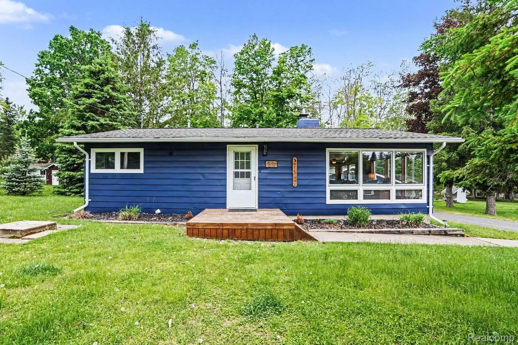 4269 N Owl Road Alcona Township MI 48742