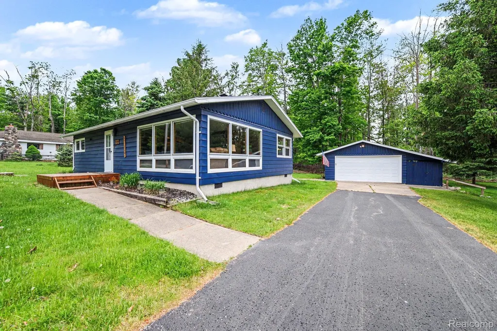4269 N Owl Road Alcona Township MI 48742
