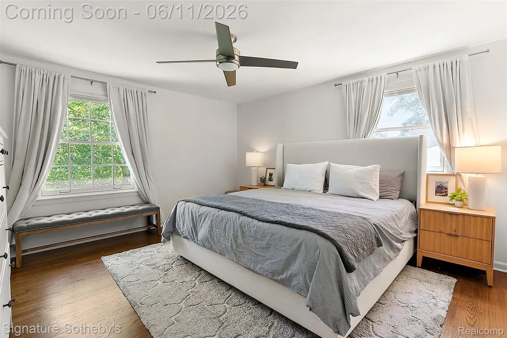 5748 Cherry Crest Drive West Bloomfield Charter Township MI 48322