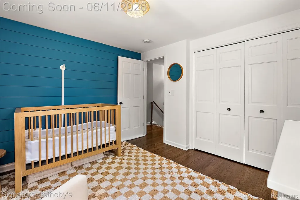 5748 Cherry Crest Drive West Bloomfield Charter Township MI 48322