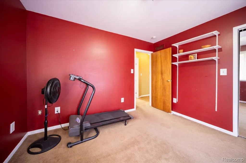 795 Hogarth Avenue Waterford Charter Township MI 48328
