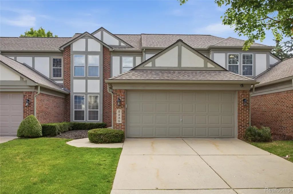 2239 Lone Wolf Lane Canton Charter Township MI 48188