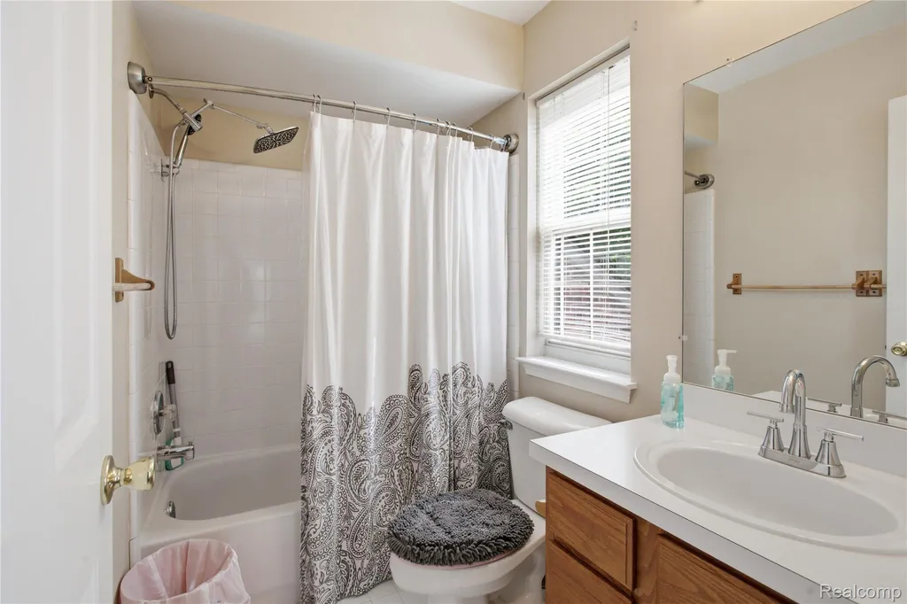 2239 Lone Wolf Lane Canton Charter Township MI 48188