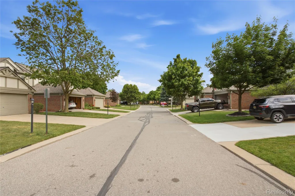 2239 Lone Wolf Lane Canton Charter Township MI 48188