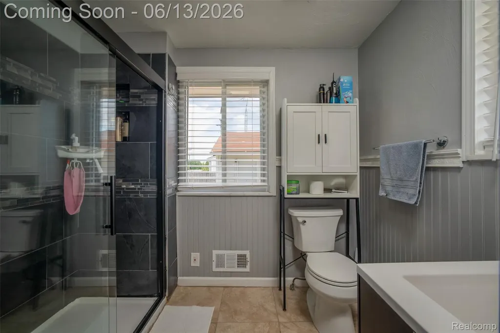 1076 W Kurtz Avenue Mt. Morris Township MI 48505
