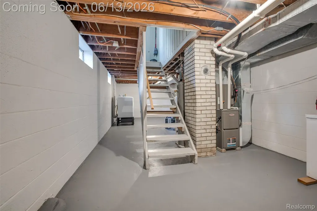 1076 W Kurtz Avenue Mt. Morris Township MI 48505