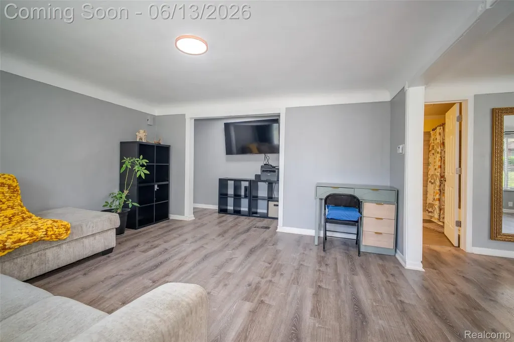 1076 W Kurtz Avenue Mt. Morris Township MI 48505