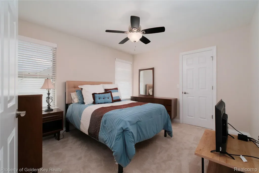 57430 Windmill Point Lyon Charter Township MI 48165