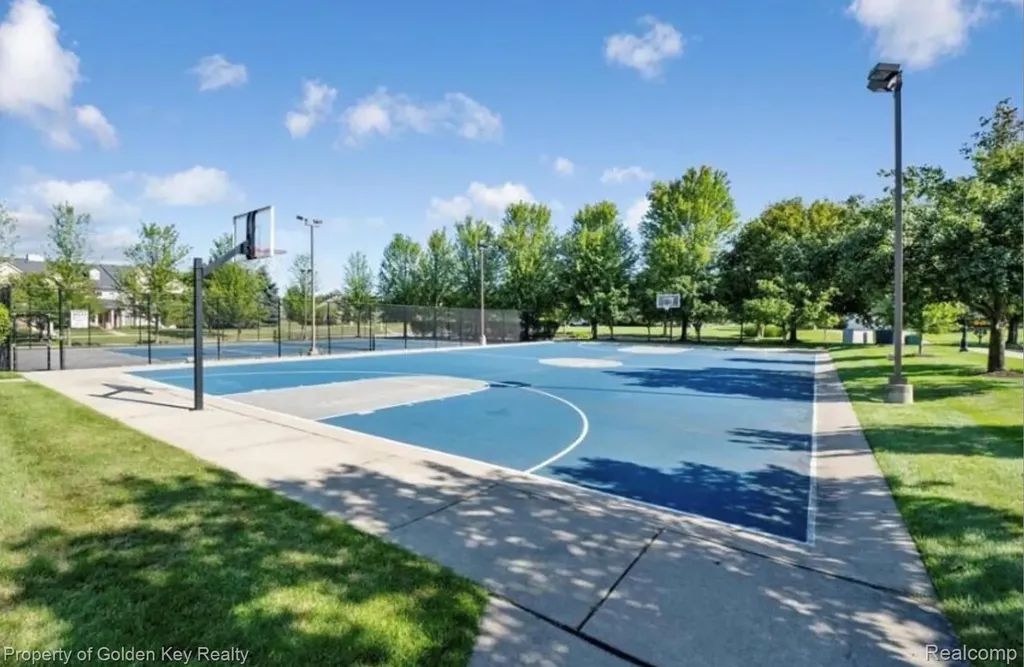 57430 Windmill Point Lyon Charter Township MI 48165