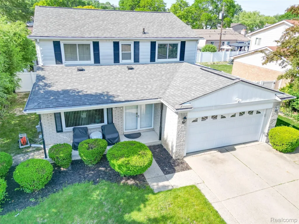 17020 Pennsylvania Street Southfield City MI 48075