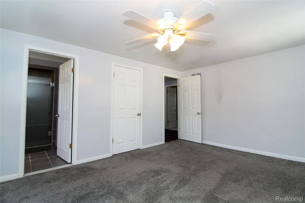 17020 Pennsylvania Street Southfield City MI 48075