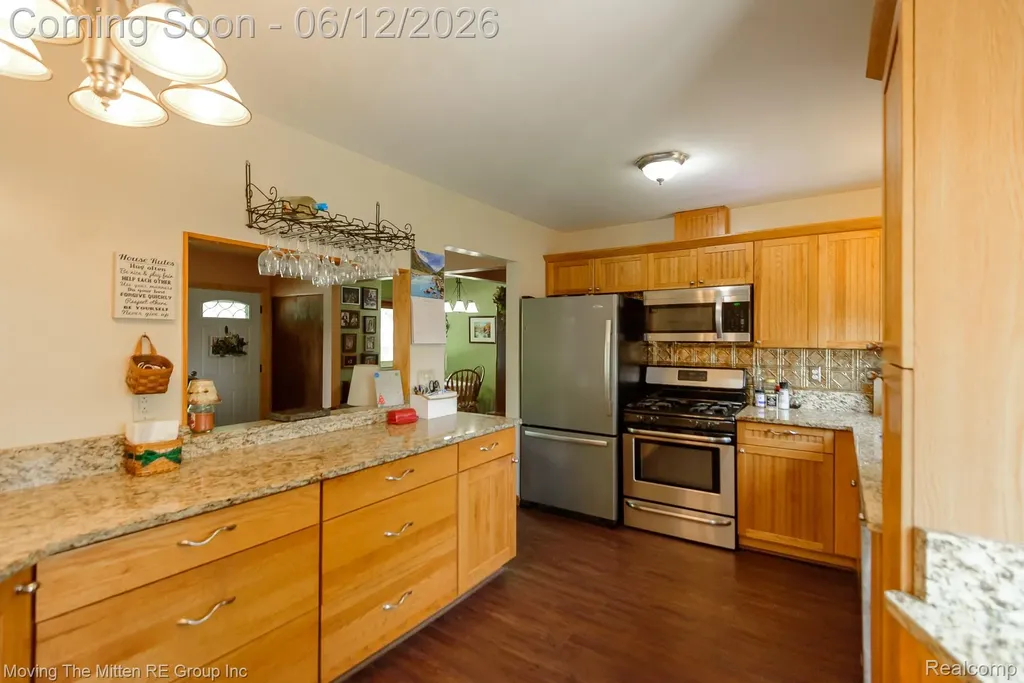 9853 Hamilton Street Van Buren Charter Township MI 48111