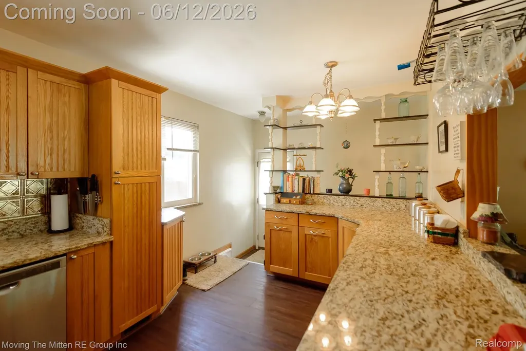 9853 Hamilton Street Van Buren Charter Township MI 48111