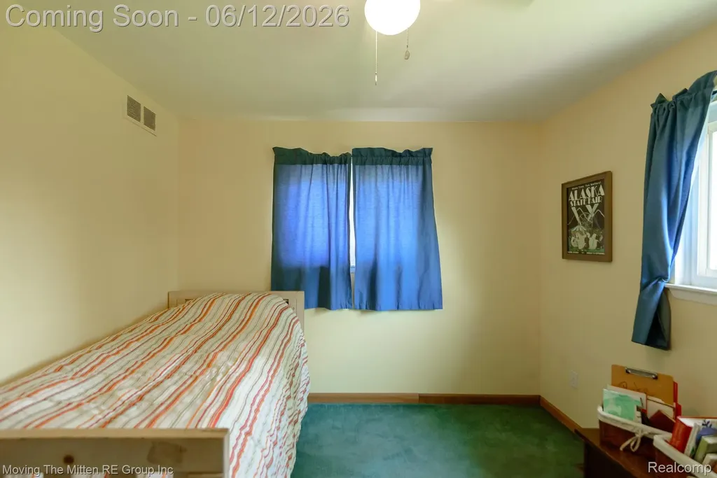 9853 Hamilton Street Van Buren Charter Township MI 48111