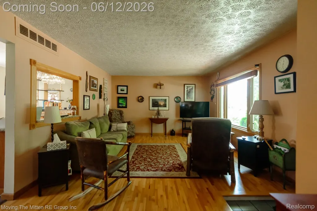 9853 Hamilton Street Van Buren Charter Township MI 48111