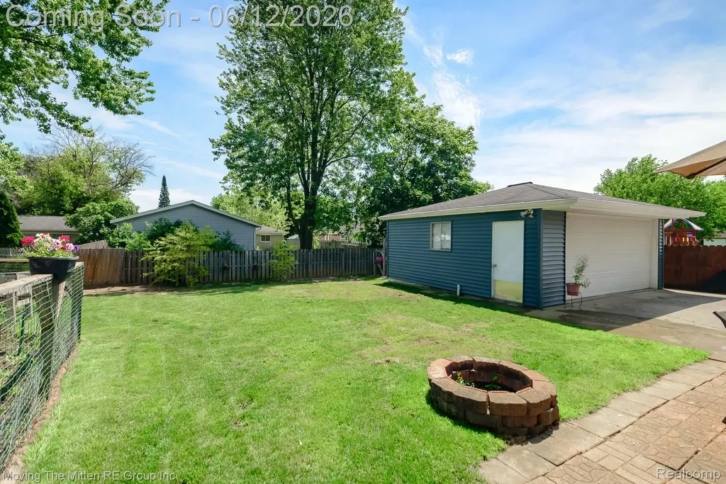 9853 Hamilton Street Van Buren Charter Township MI 48111