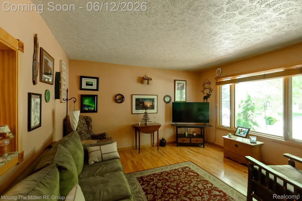 9853 Hamilton Street Van Buren Charter Township MI 48111