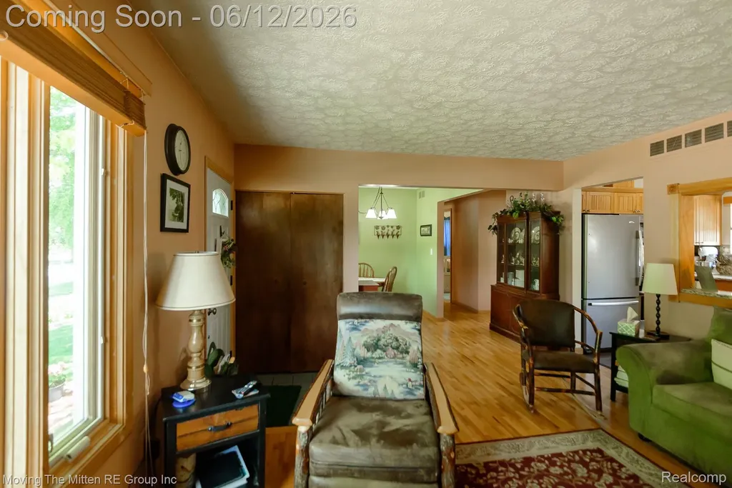 9853 Hamilton Street Van Buren Charter Township MI 48111