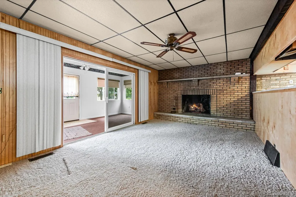 19227 Gudith Road Brownstown Charter Township MI 48183