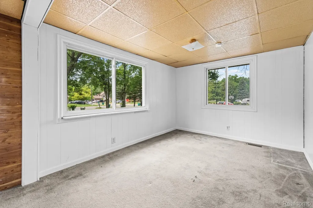 19227 Gudith Road Brownstown Charter Township MI 48183