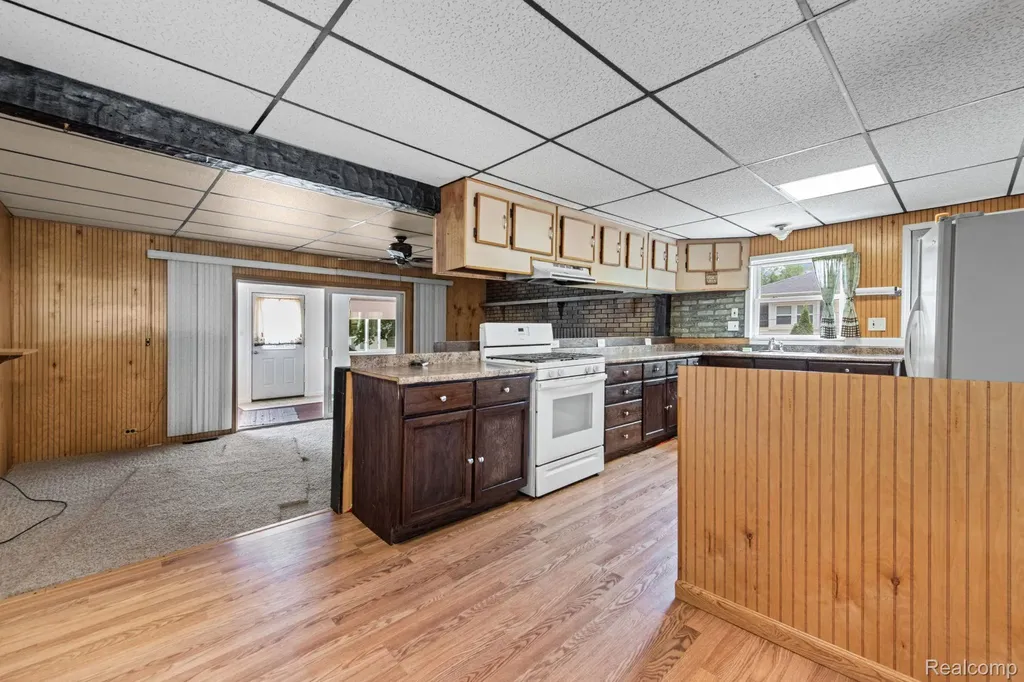 19227 Gudith Road Brownstown Charter Township MI 48183