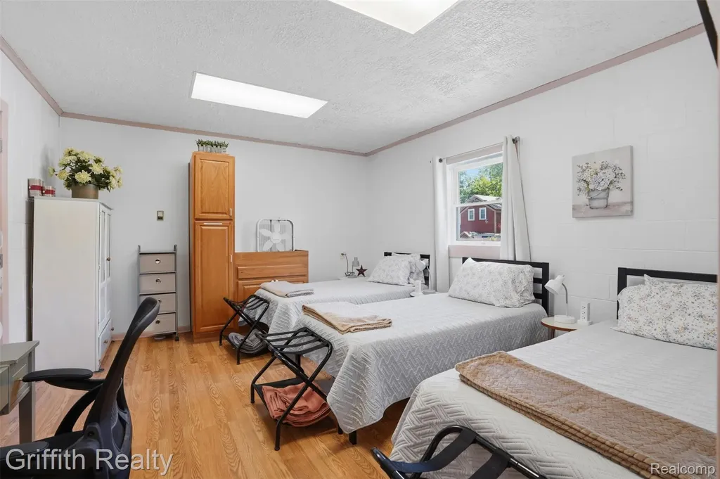 131 E Main Street Vernon Village MI 48476