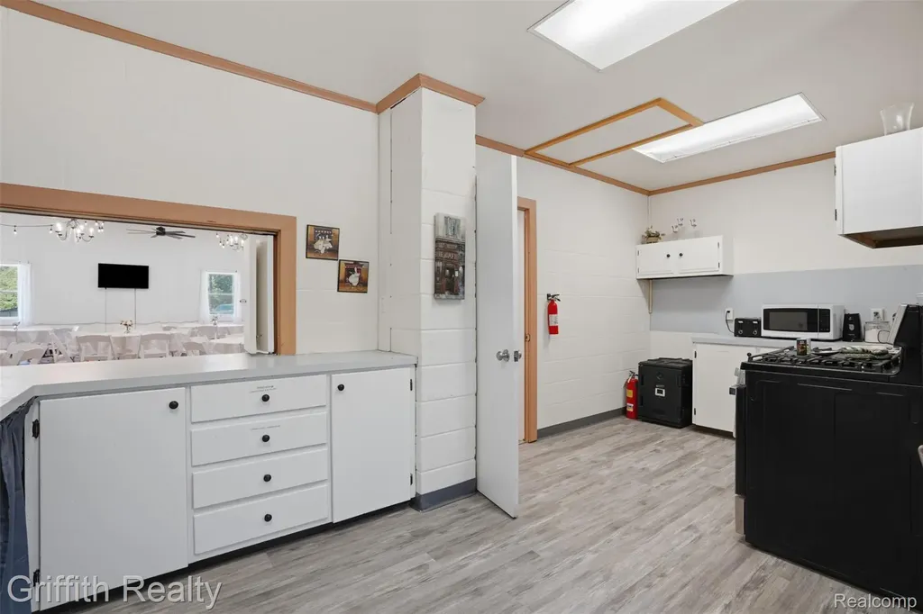 131 E Main Street Vernon Village MI 48476