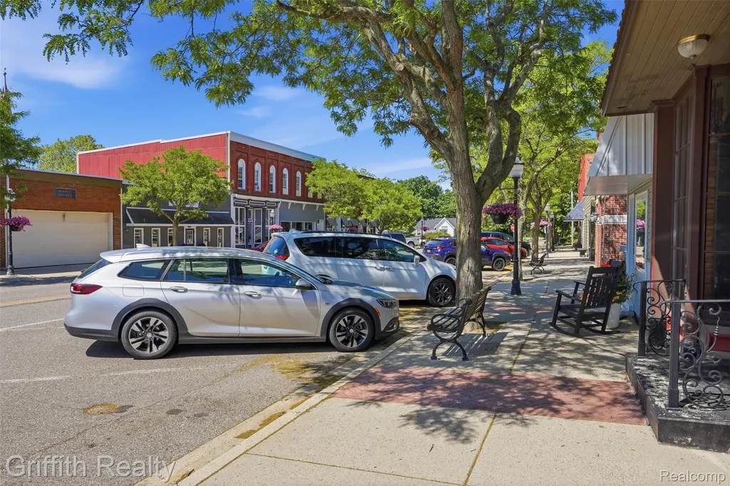 131 E Main Street Vernon Village MI 48476