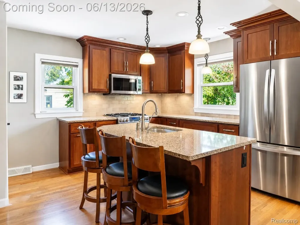 58253 Cathey Washington Township MI 48094