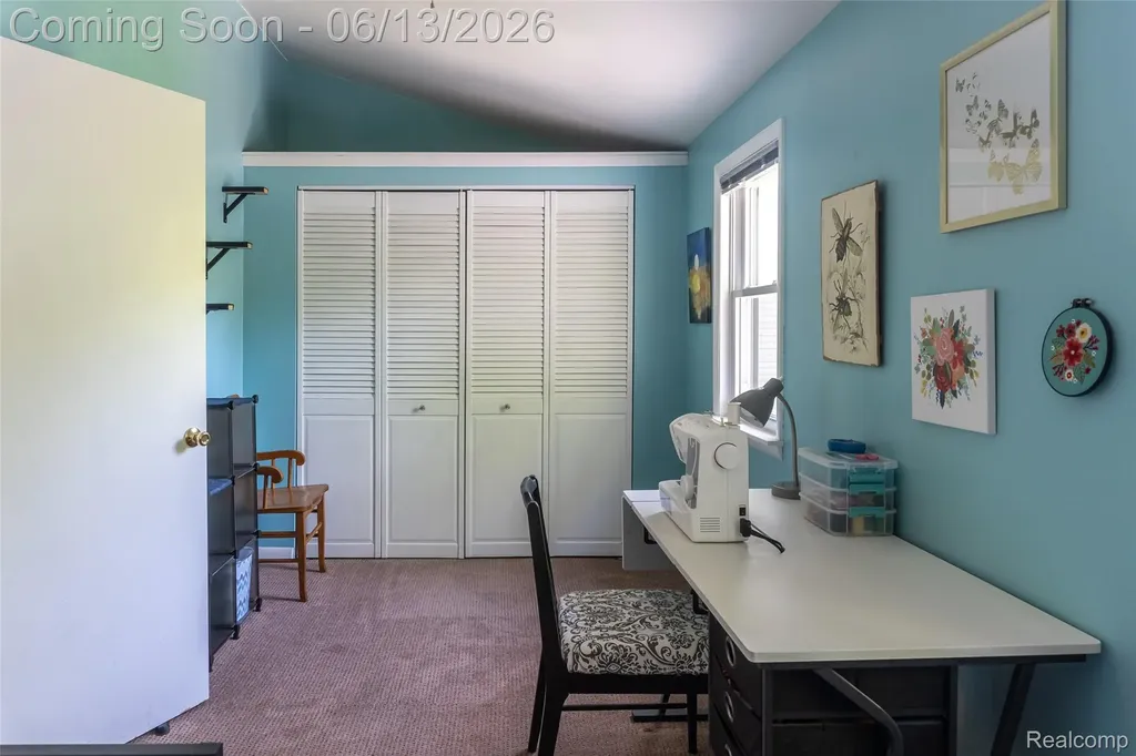 58253 Cathey Washington Township MI 48094