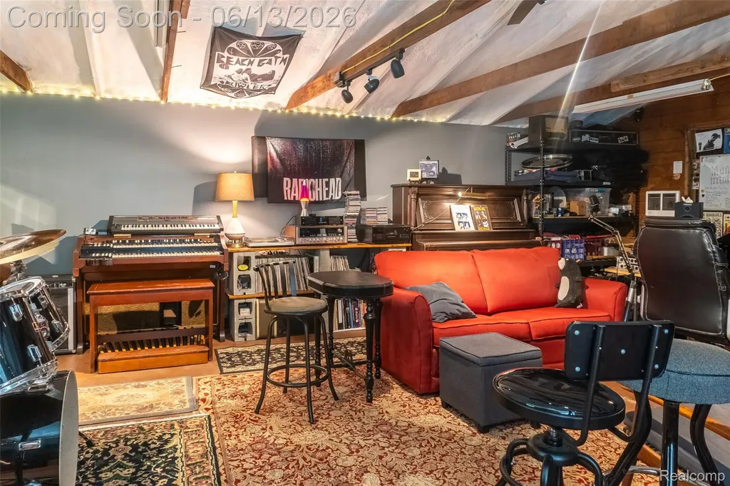 58253 Cathey Washington Township MI 48094