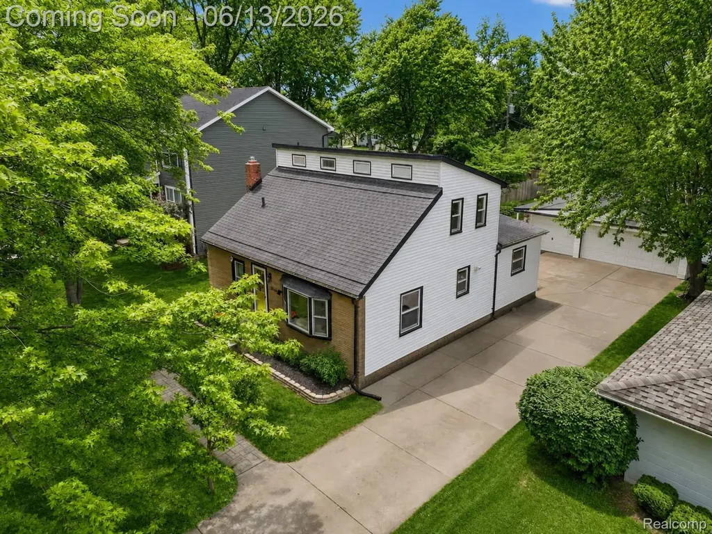 58253 Cathey Washington Township MI 48094
