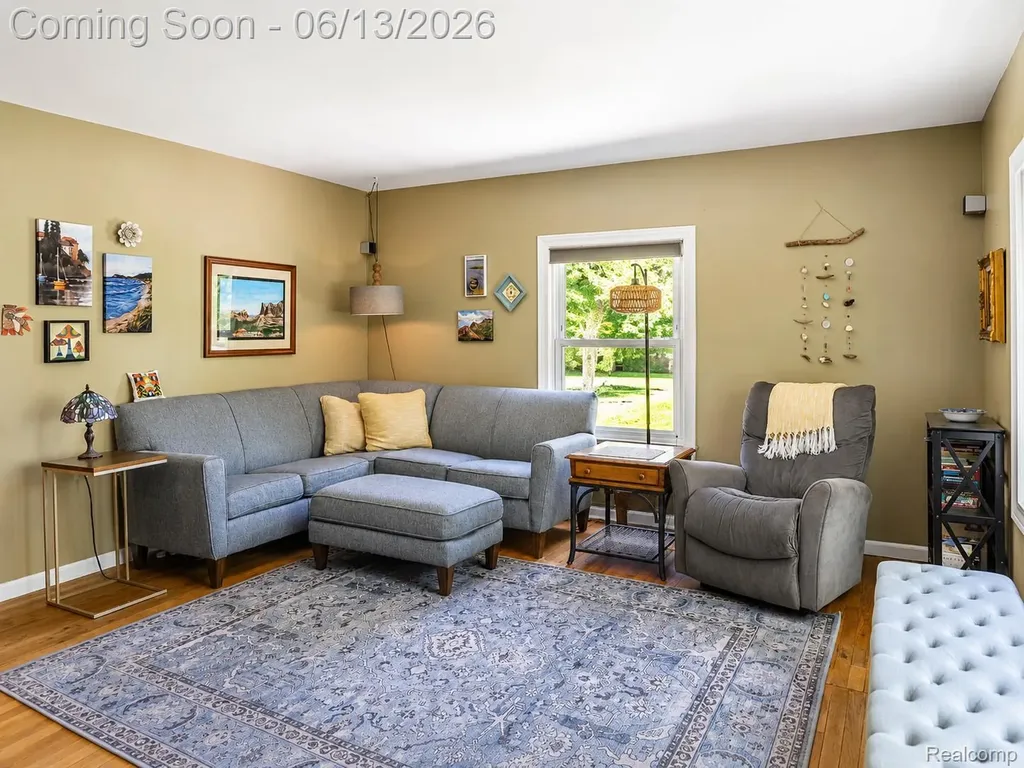 58253 Cathey Washington Township MI 48094