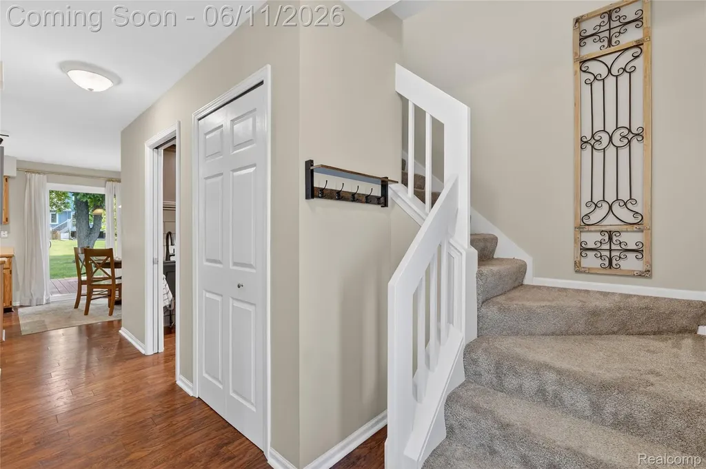2021 Huntingdon Drive Wixom City MI 48393