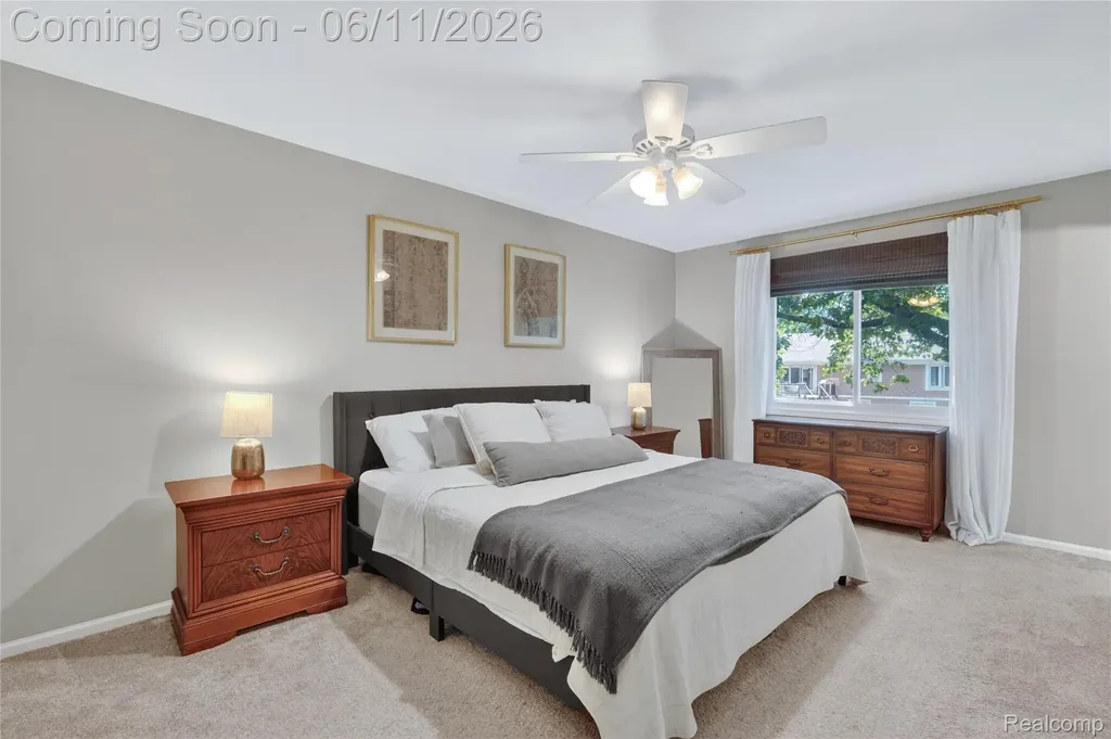 2021 Huntingdon Drive Wixom City MI 48393