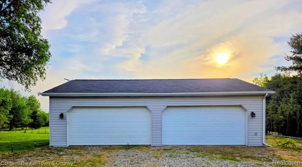 717 N Youngs Road Attica Township MI 48412