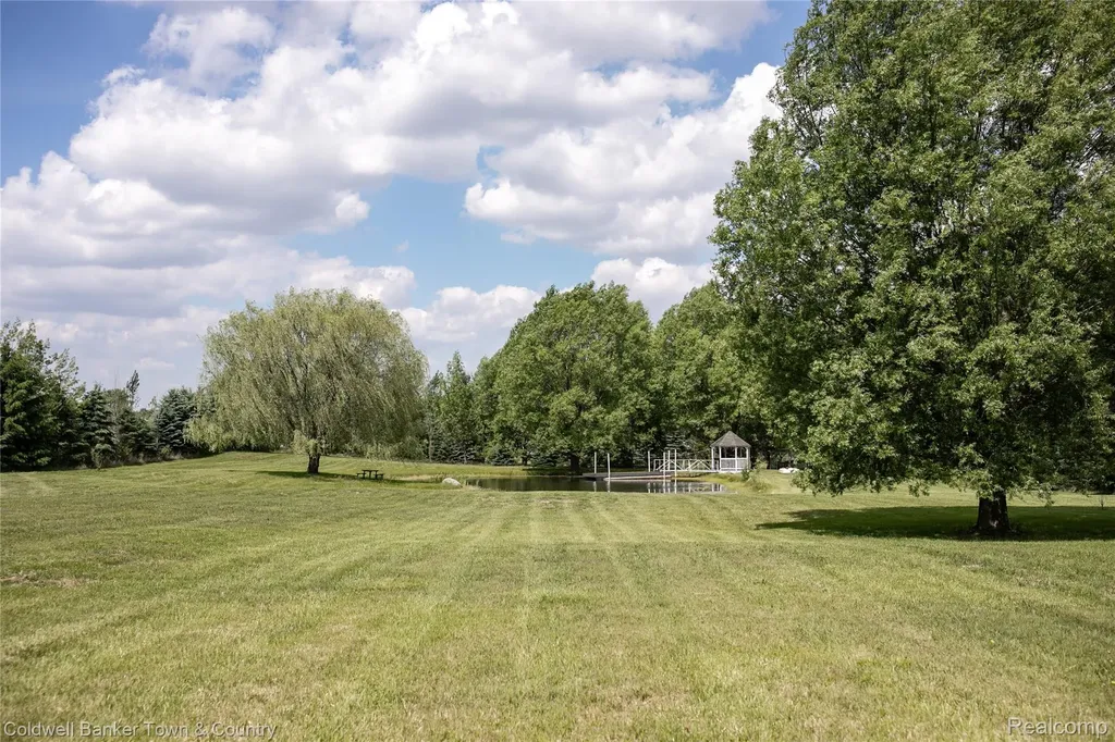 717 N Youngs Road Attica Township MI 48412