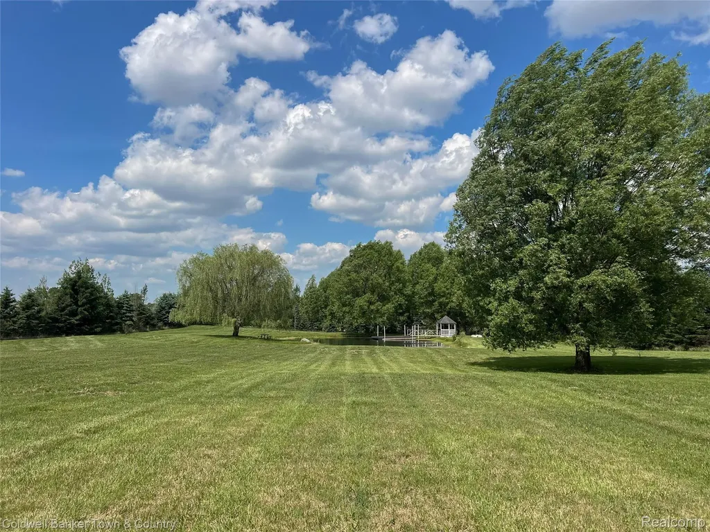 717 N Youngs Road Attica Township MI 48412