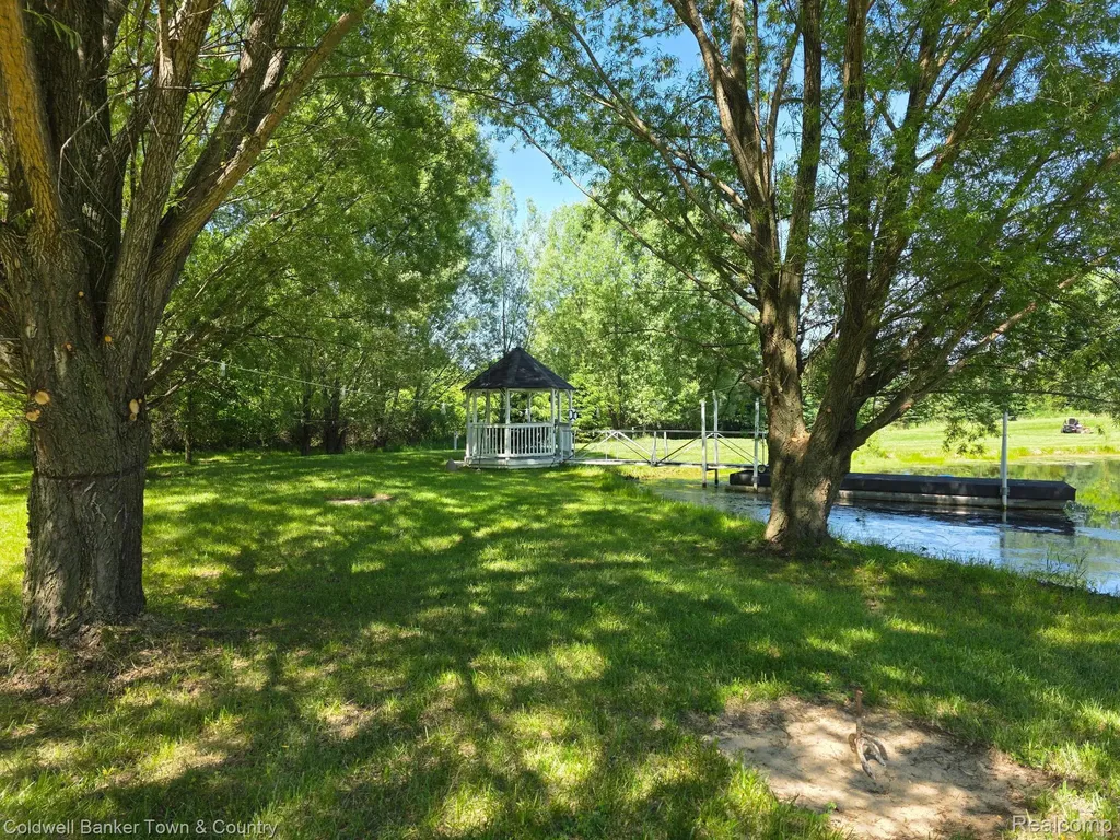 717 N Youngs Road Attica Township MI 48412