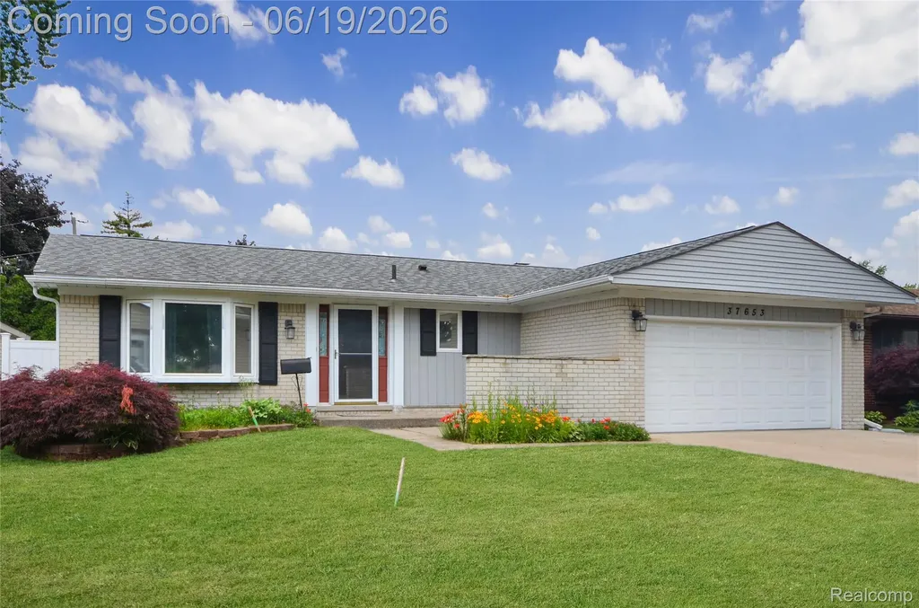 37653 Longacre Drive Sterling Heights City MI 48312