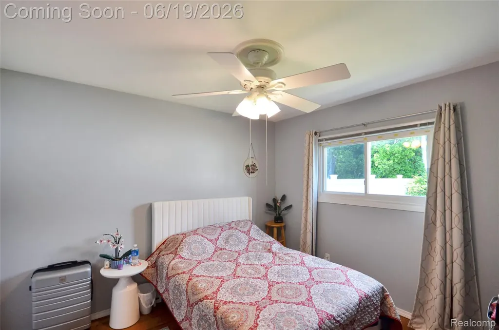 37653 Longacre Drive Sterling Heights City MI 48312